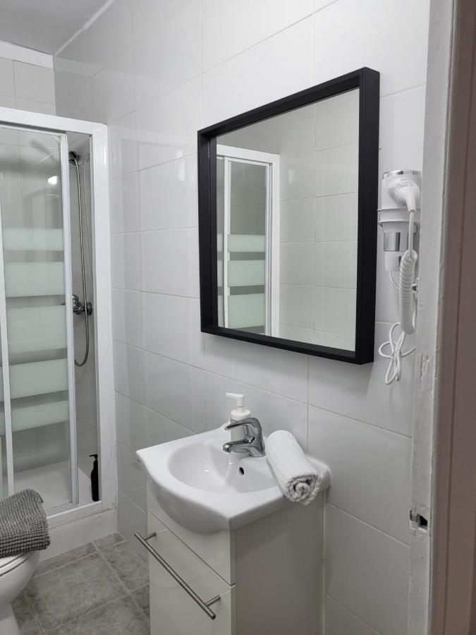 M-A Estudio Fuencarral Apartment Madrid Bagian luar foto